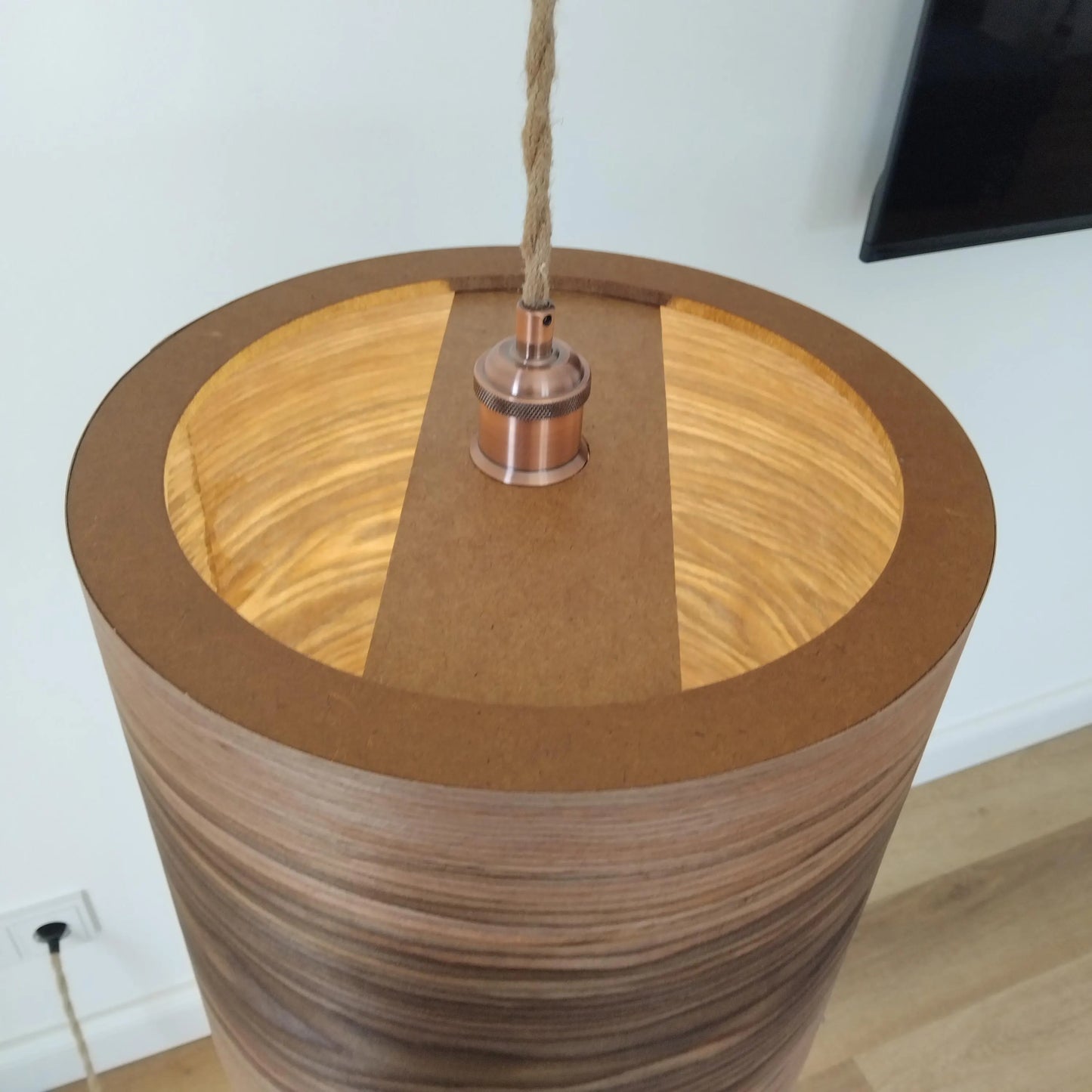 Handgefertigter Lampenschirm aus Holzfurnier Nussbaum | Ø 35 cm