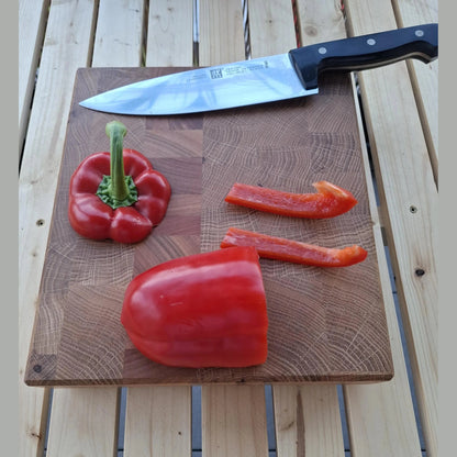 Handgefertigtes Stirnholz-Schneidebrett aus Eiche – 27 cm