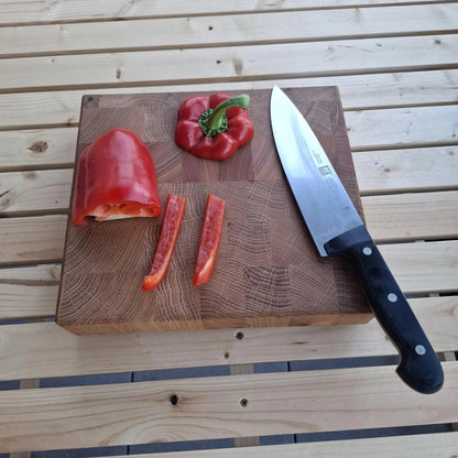 Handgefertigtes Stirnholz-Schneidebrett aus Eiche – 27 cm