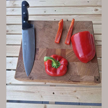 Handgefertigtes Stirnholz-Schneidebrett aus Eiche – 27 cm